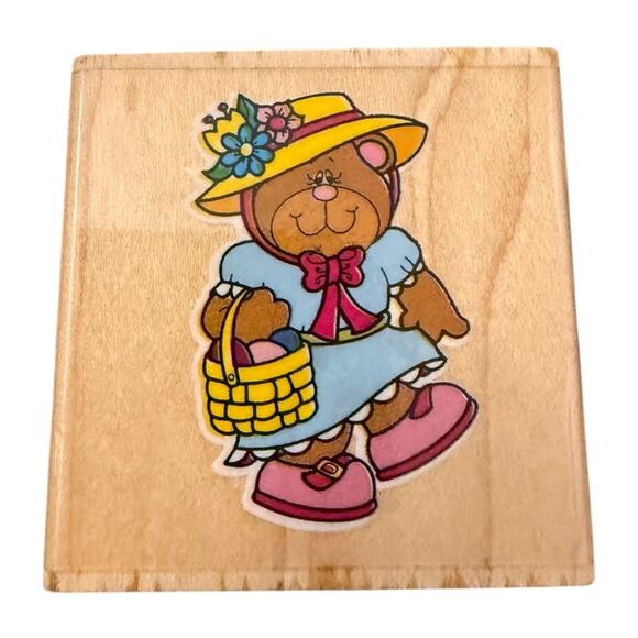 Carson Dellosa Spring Bonnet Bear Holding A Basket Rubber Stamp - Picture 1 of 3